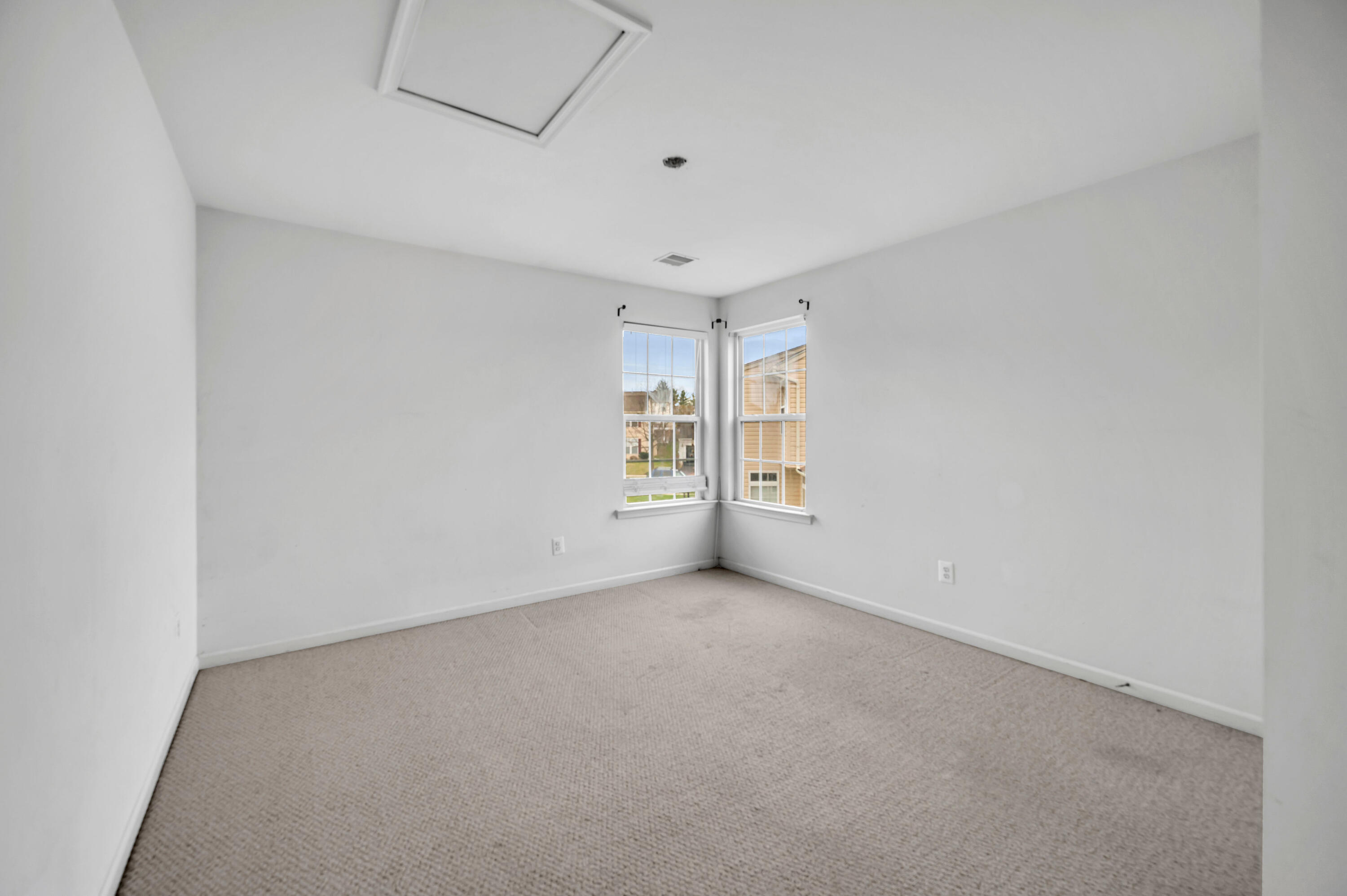 1179 Blair Road Bethlehem, PA 18017 - Photo 28 of 41 an empty room with windows