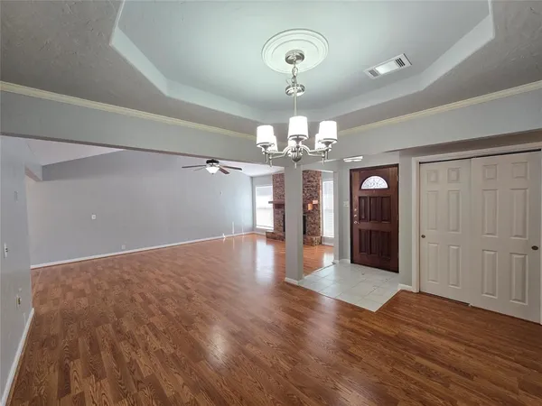 $2,700 | 2822 Oak Forest Drive, Grapevine, TX 76051