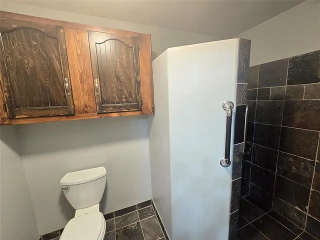 $3,100 | 2822 Oak Forest Drive, Grapevine, TX 76051