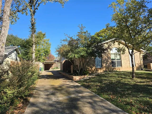 $3,100 | 2822 Oak Forest Drive, Grapevine, TX 76051