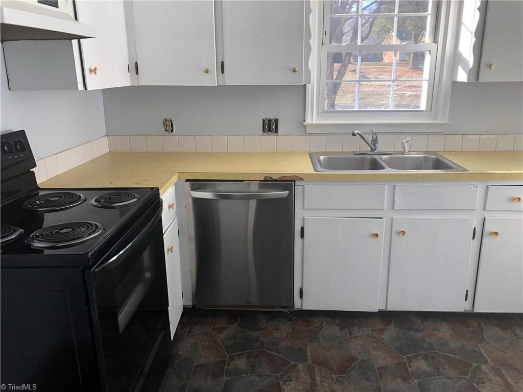 5350 Mapleton Street Clemmons, NC 27012 - Photo 5 of 16 Gallery Image 5