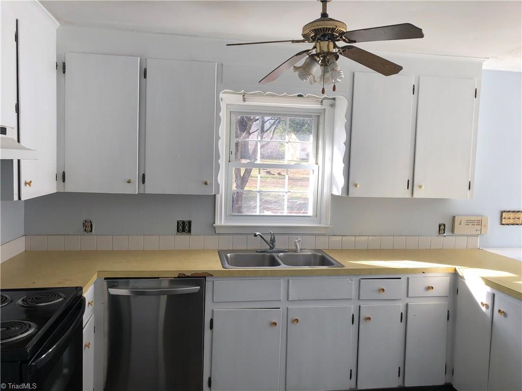 5350 Mapleton Street Clemmons, NC 27012 - Photo 6 of 16 Gallery Image 6