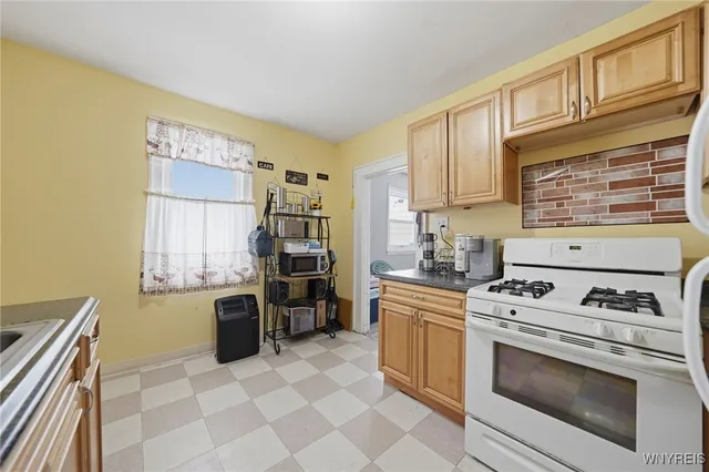 $279,900 | 283 West Tupper Street, Unit N, Buffalo, NY 14201
