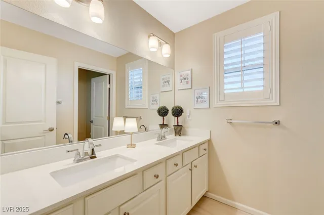 $649,000 | 2557 Sable Ridge Street, Henderson, NV 89044