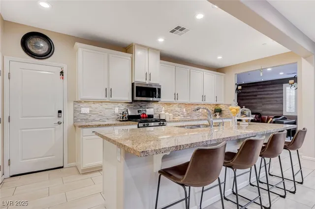 $649,000 | 2557 Sable Ridge Street, Henderson, NV 89044