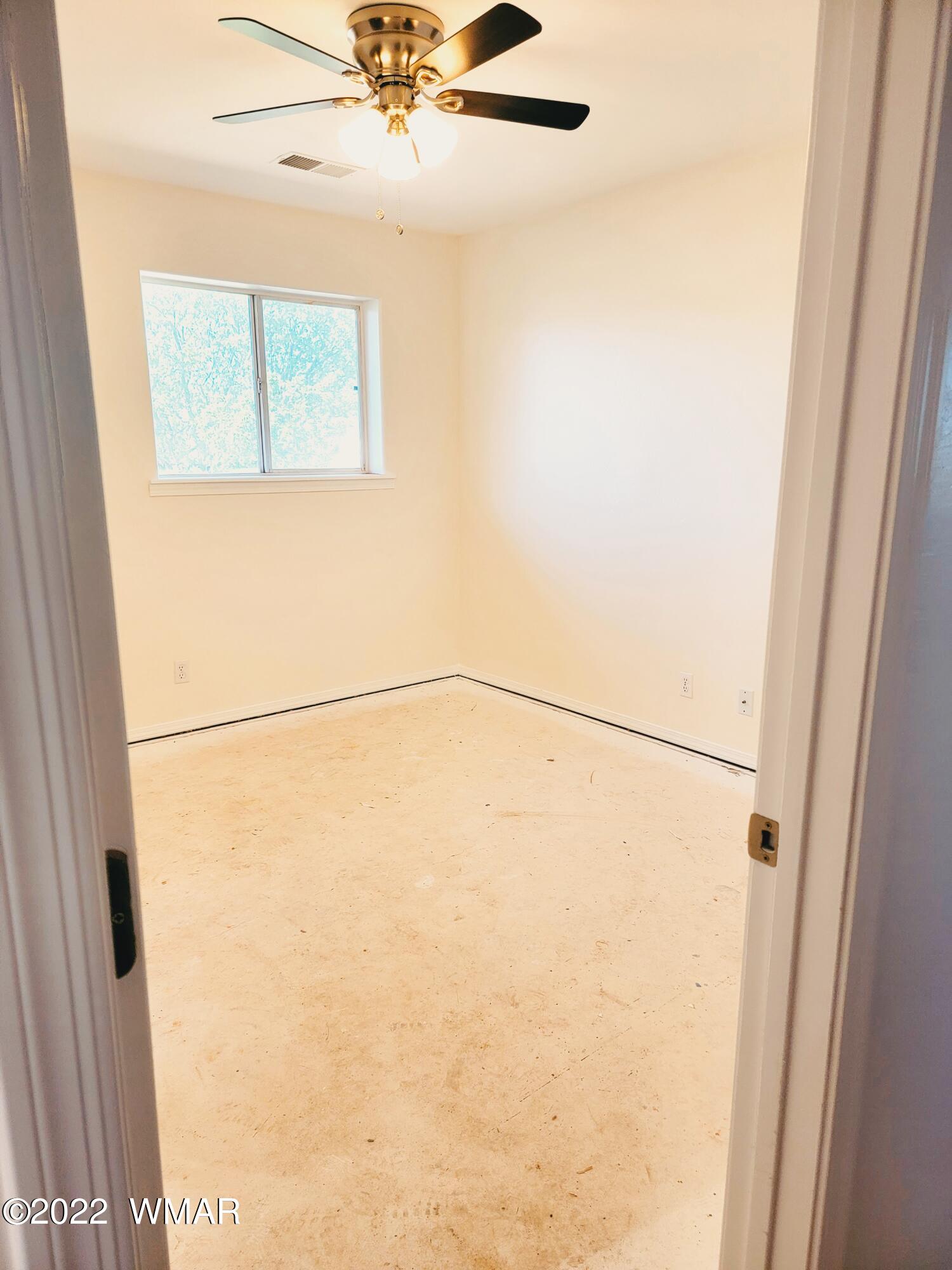 2661 Bordon Ranch Road Show Low, AZ 85901 - Photo 15 of 45 Gallery Image 15