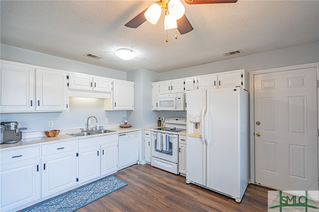 805 Rushing Street Richmond Hill, GA 31324 - Photo 10 of 34 Gallery Image 10