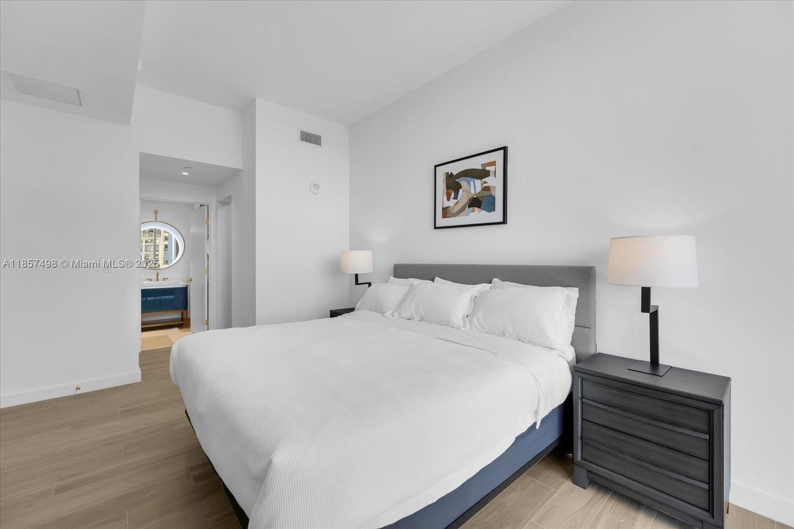 2678 Tigertail Avenue, Unit 513 Miami, FL 33133 - Photo 16 of 53