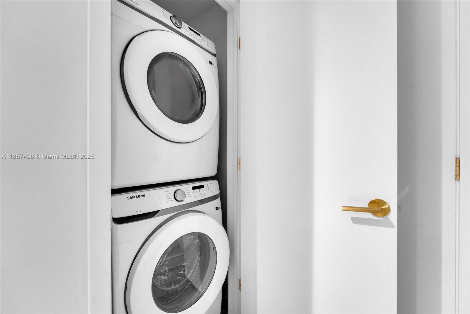 2678 Tigertail Avenue, Unit 513 Miami, FL 33133 - Photo 25 of 53