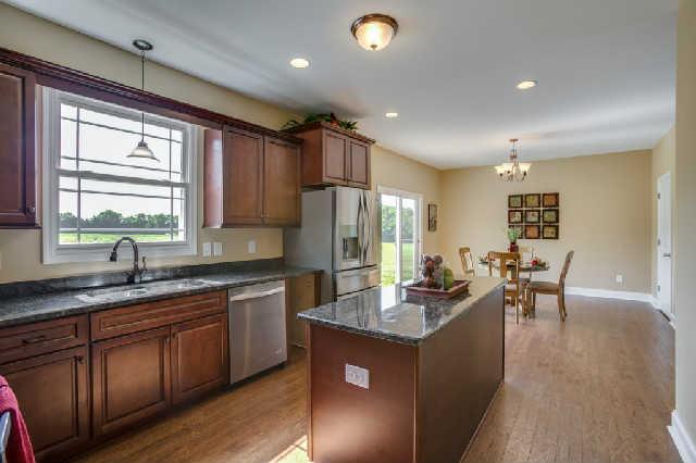 4023 Sulphur Springs Road Murfreesboro, TN 37129 - Photo 6 of 15 Granite counters
