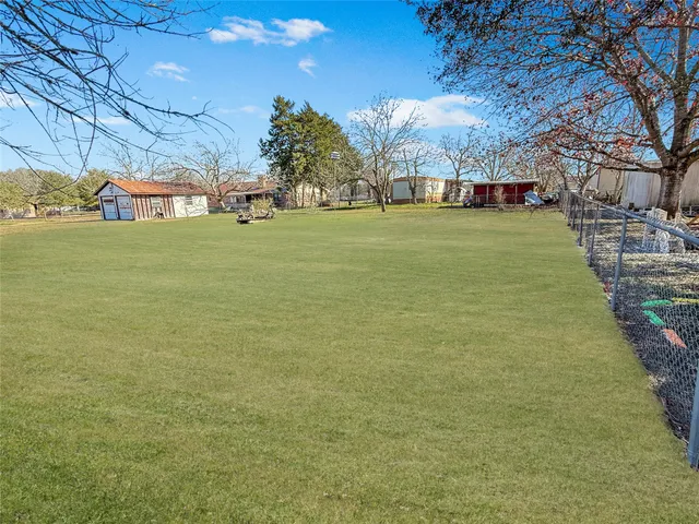 $50,000 | Lot On South Pecan Street, Flatonia, TX 78941