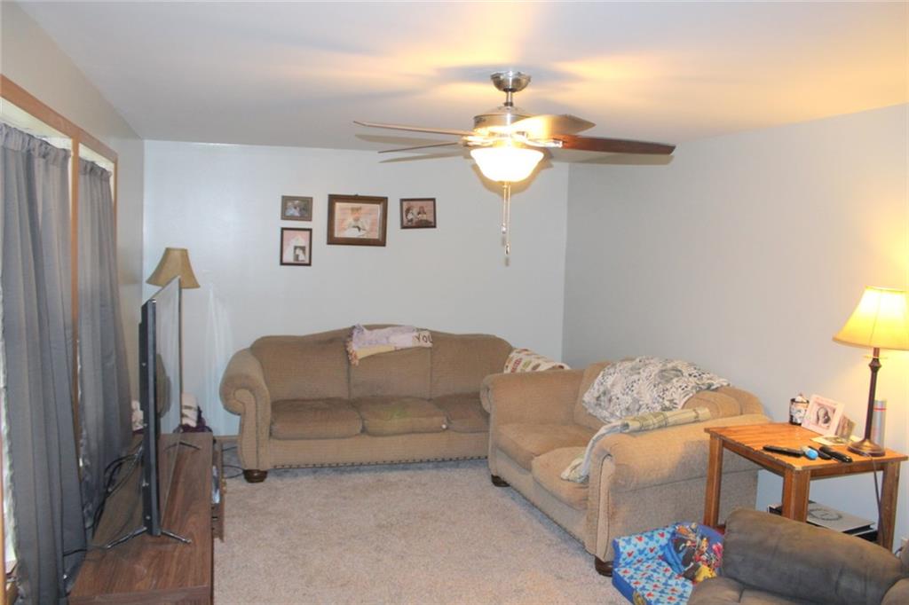 26 Gasper Road Grove City, PA 16127 - Photo 4 of 12 Gallery Image 4