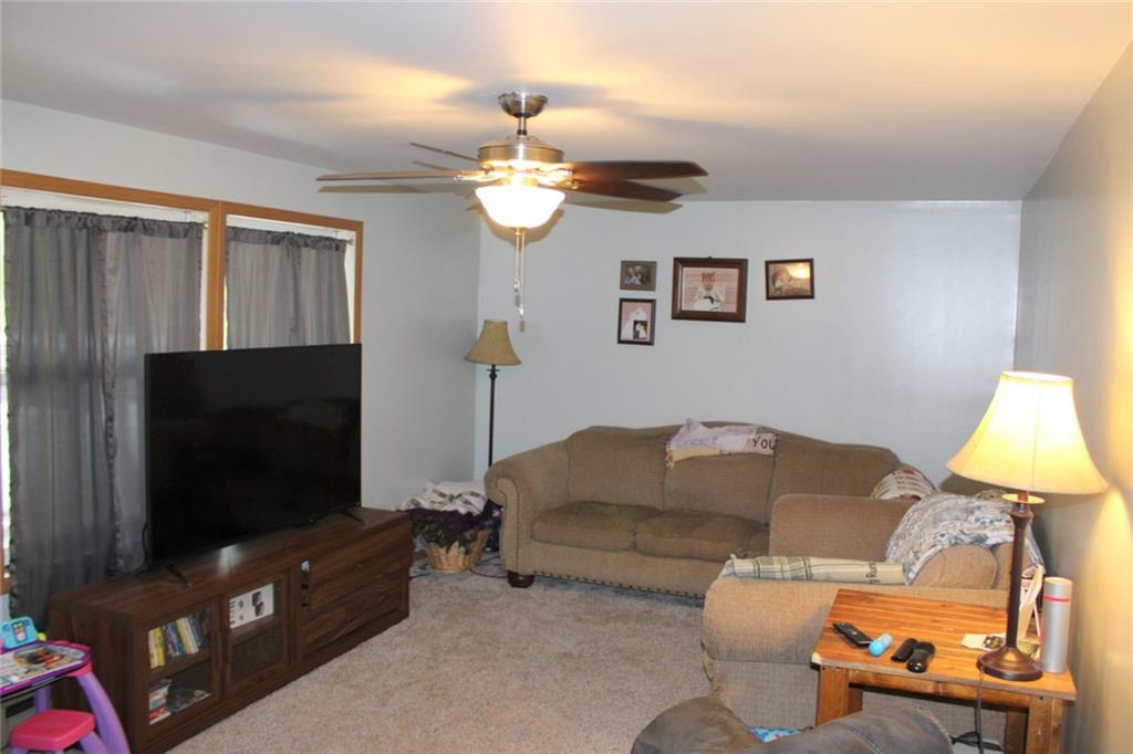 26 Gasper Road Grove City, PA 16127 - Photo 5 of 12 Gallery Image 5