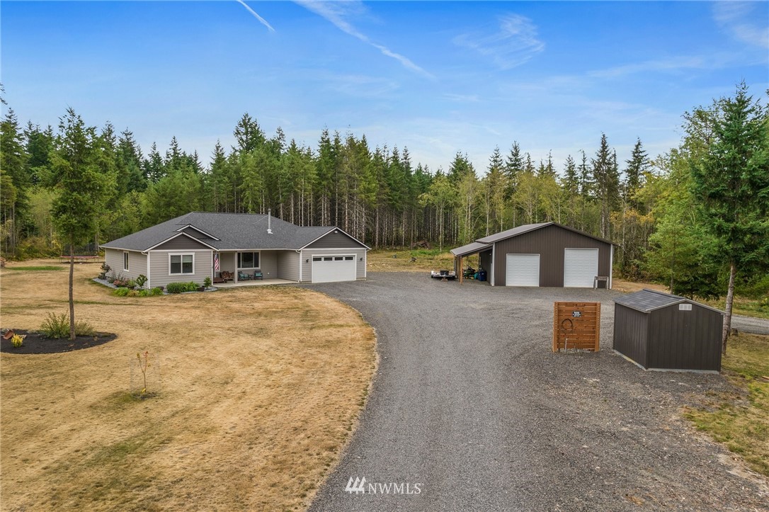 138 Pollman Road Chehalis, WA 98532 - Photo 3 of 34 a house with trees in the background