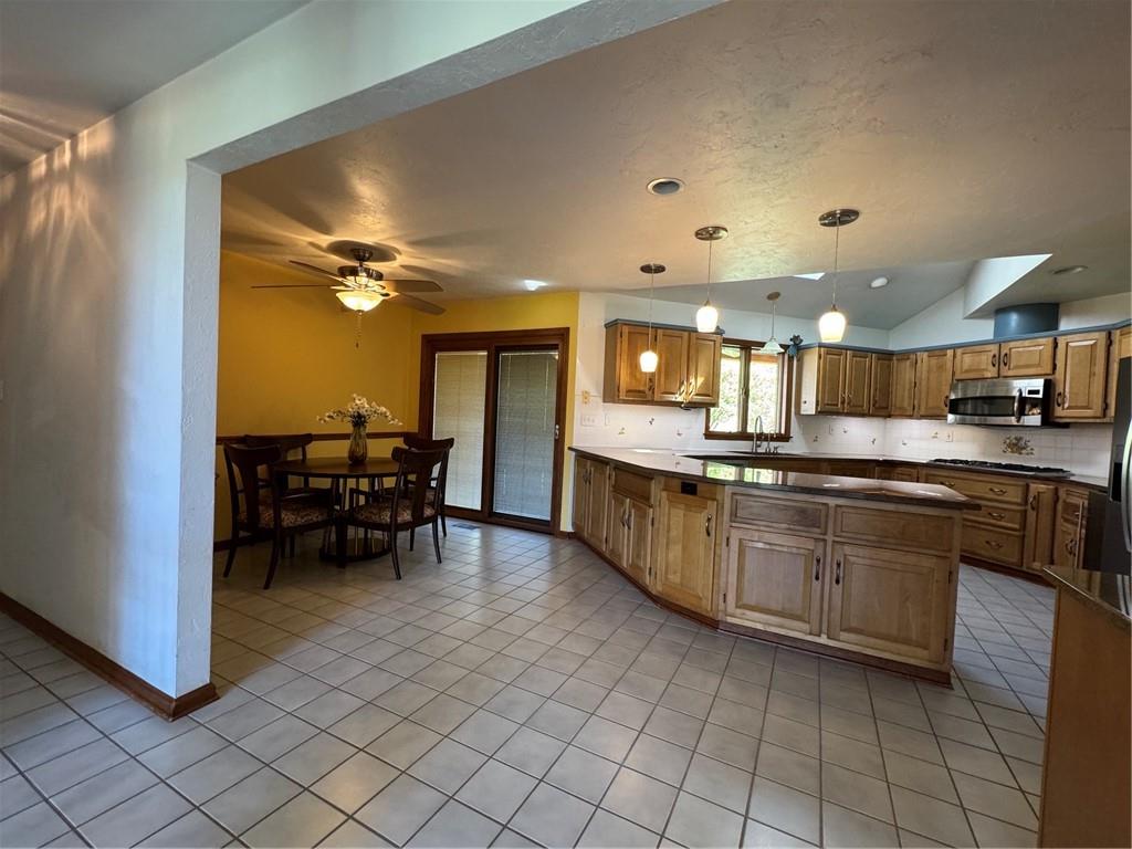 4022 Hankey Church Road Murrysville, PA 15668 - Photo 7 of 50