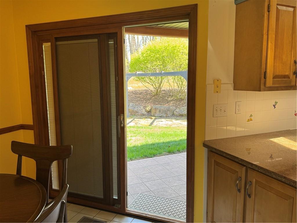 4022 Hankey Church Road Murrysville, PA 15668 - Photo 9 of 50