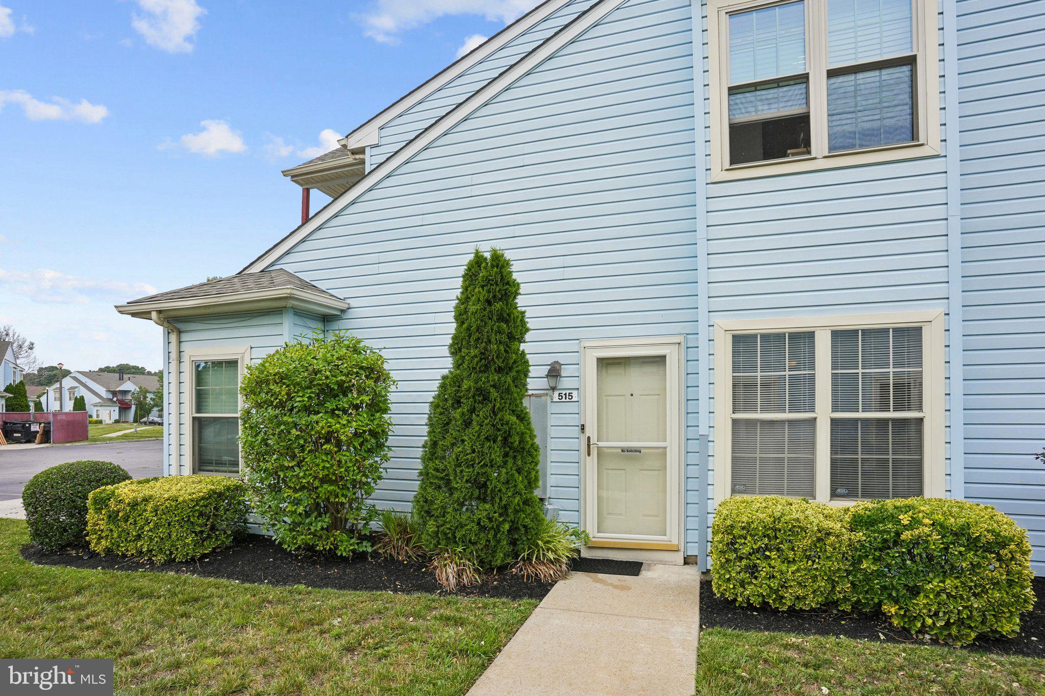 515 Cascade Court Sewell, NJ 08080 - Photo 3 of 21