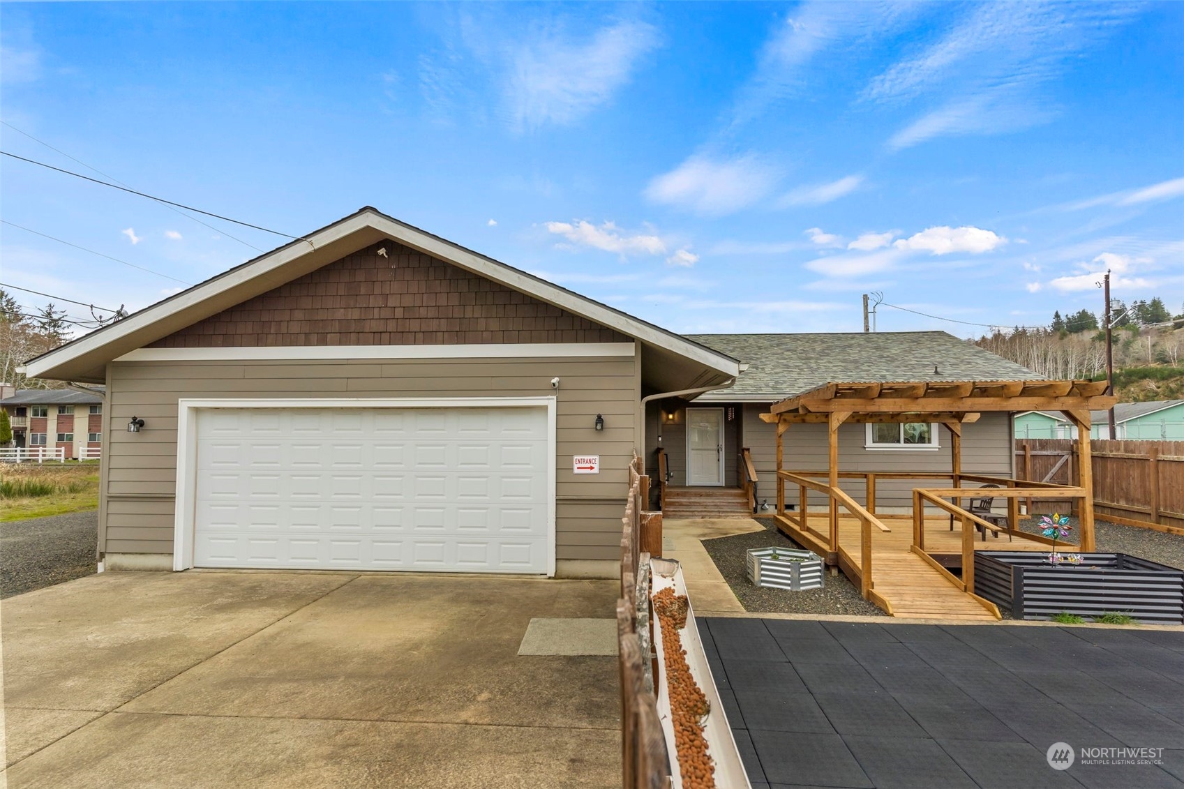 1729 Taft Road Aberdeen, WA 98520 - Photo 1 of 27 Gallery Image 1
