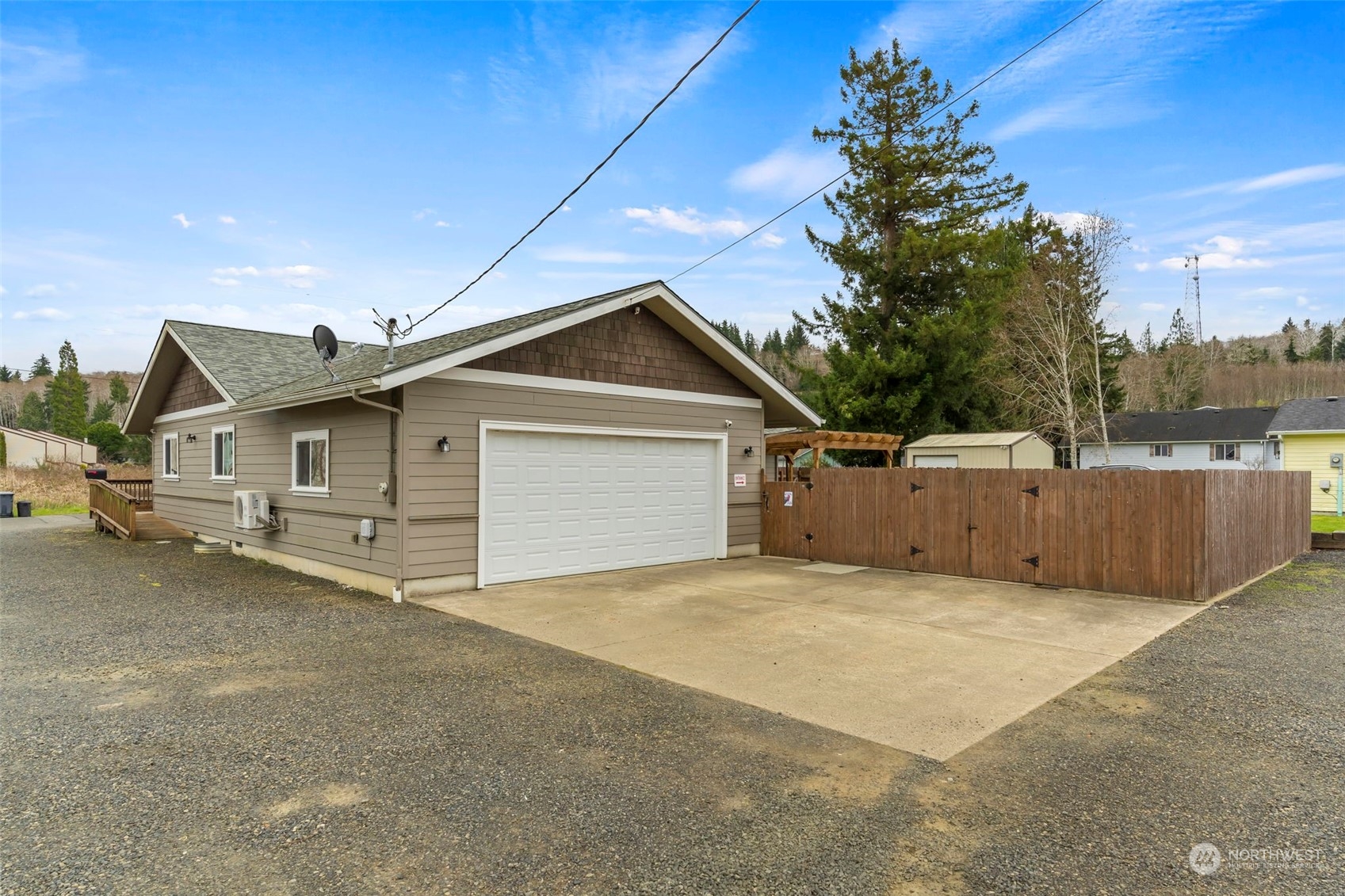 1729 Taft Road Aberdeen, WA 98520 - Photo 2 of 27 Gallery Image 2