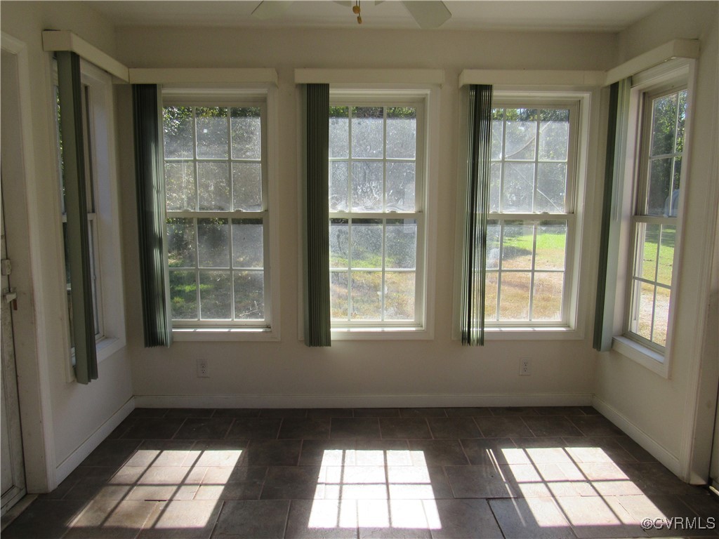 11951 Moody Road Hopewell, VA 23860 - Photo 13 of 21 Gallery Image 13