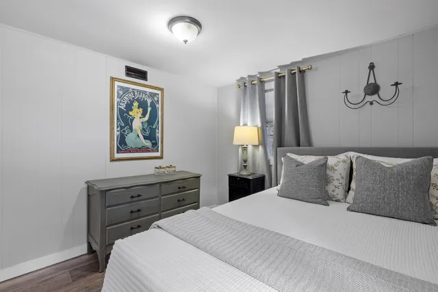 $2,100 | 31 Water Street, Unit 5, Bradford, NH 03221