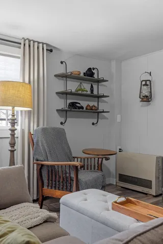 $2,100 | 31 Water Street, Unit 5, Bradford, NH 03221