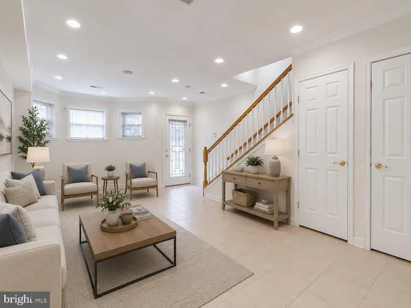 $4,300 | 35 Rhode Island Avenue Northwest, Unit A, Washington, DC 20001