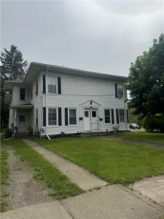 $1,200 | 513 South Main Street, Horseheads, NY 14845
