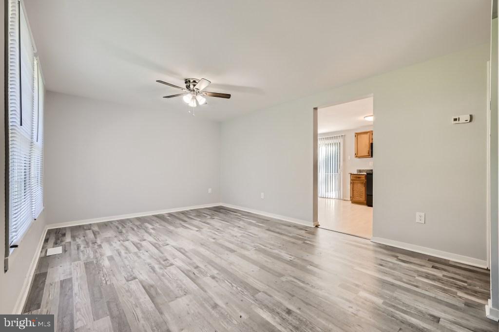 313 Nottingham Road Baltimore, MD 21229 - Photo 12 of 35 Gallery Image 12