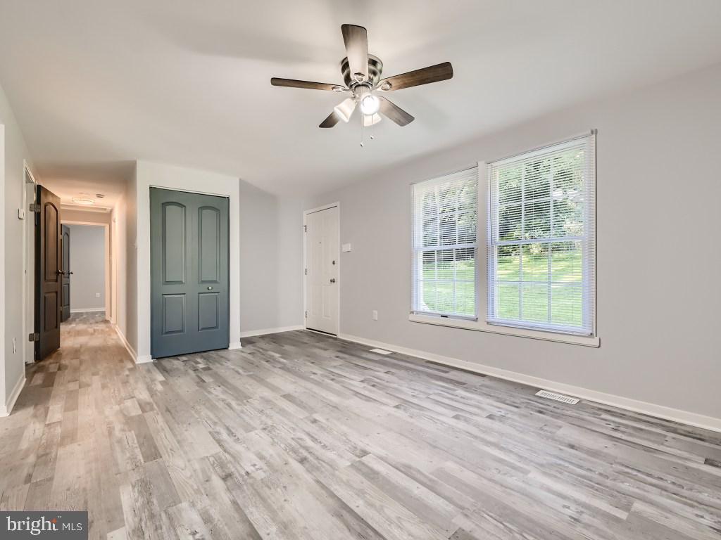 313 Nottingham Road Baltimore, MD 21229 - Photo 5 of 35 Vinyl Plank Flooring