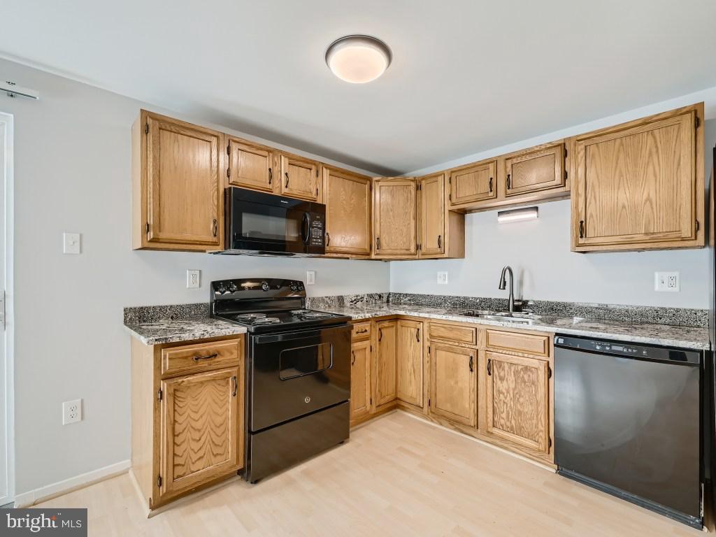 313 Nottingham Road Baltimore, MD 21229 - Photo 8 of 35 Gallery Image 8