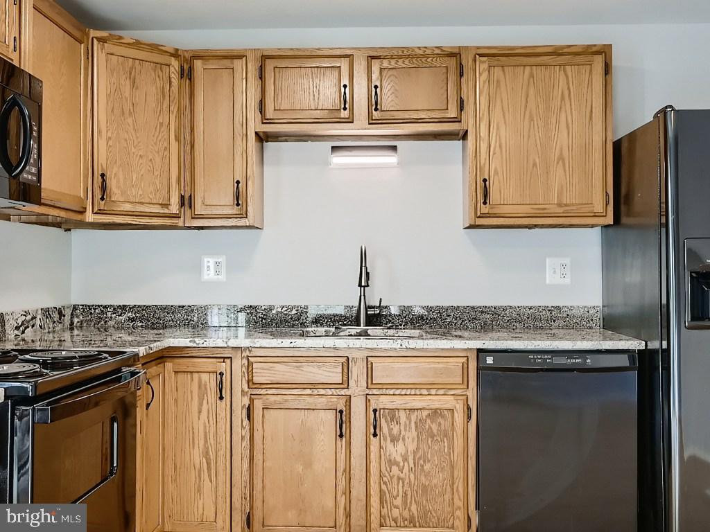 313 Nottingham Road Baltimore, MD 21229 - Photo 10 of 35 Gallery Image 10