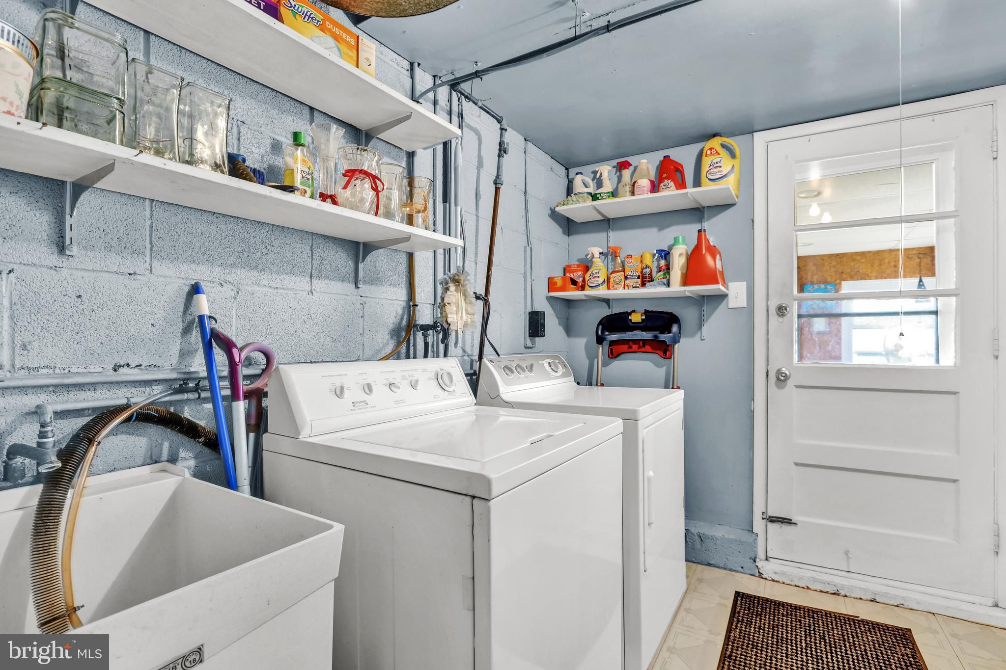 1010 Howard Road Warminster, PA 18974 - Photo 21 of 31 Laundry Room