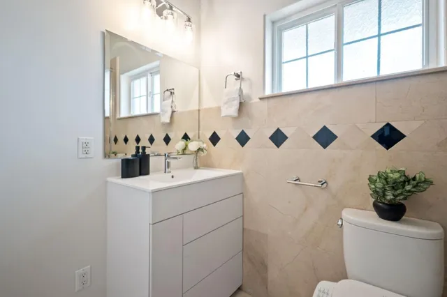 $1,588,888 | 381 Huntington Avenue, San Bruno, CA 94066