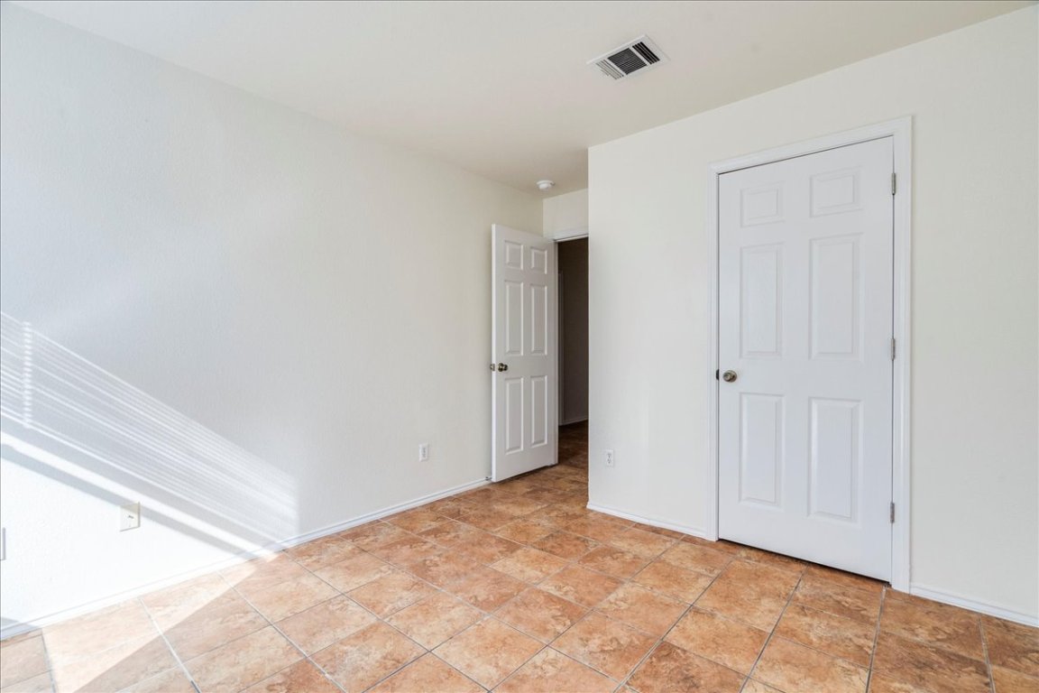 116 Keegans Way Kyle, TX 78640 - Photo 20 of 30 a view of an empty room