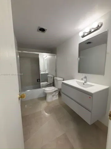 $2,500 | 9001 Jacaranda Lane, Unit 107, Plantation, FL 33324