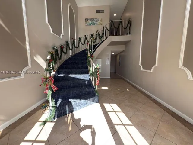 $2,500 | 9001 Jacaranda Lane, Unit 107, Plantation, FL 33324