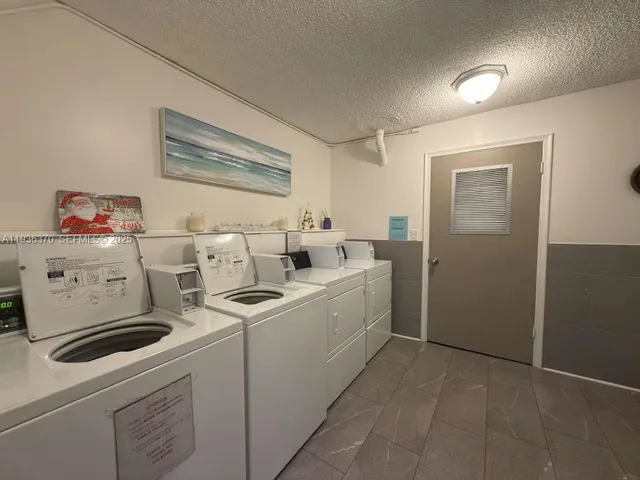 $2,500 | 9001 Jacaranda Lane, Unit 107, Plantation, FL 33324