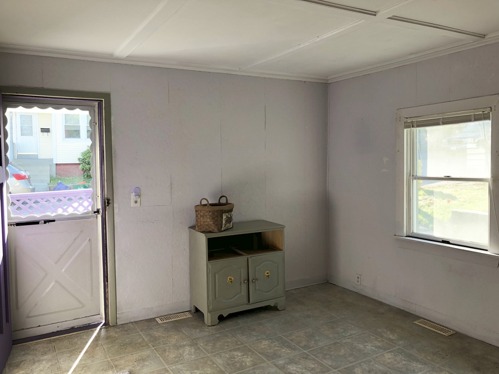 9 Springfield Street Gloucester, MA 01930 - Photo 18 of 22 Gallery Image 18