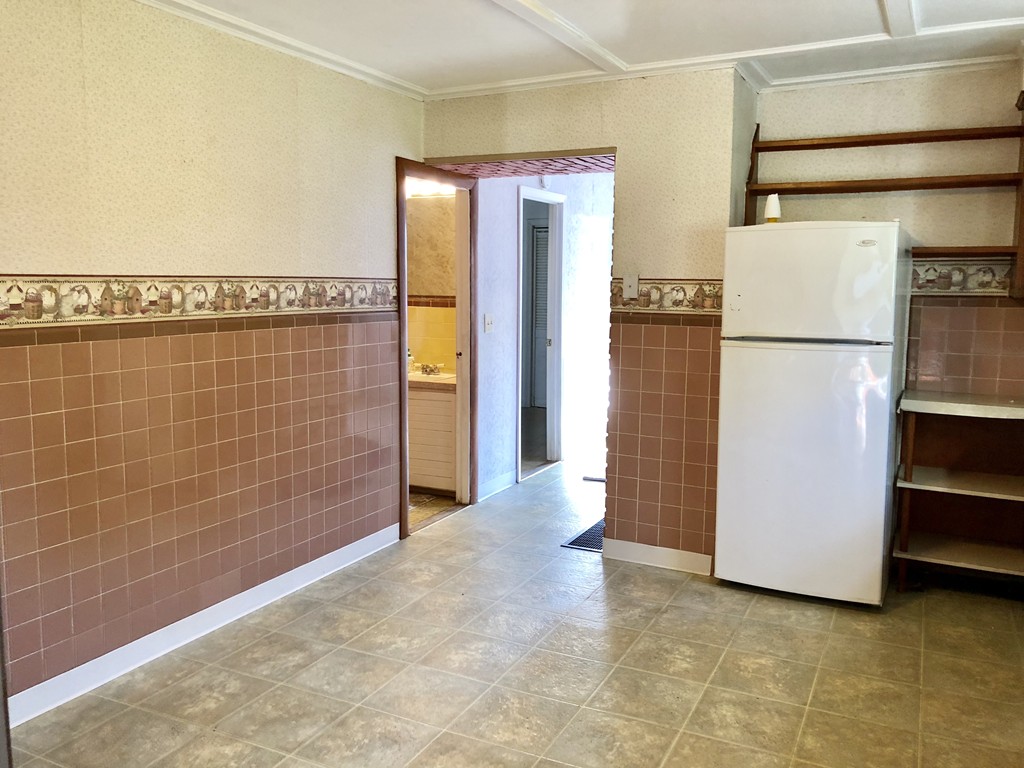 9 Springfield Street Gloucester, MA 01930 - Photo 10 of 22 Gallery Image 10