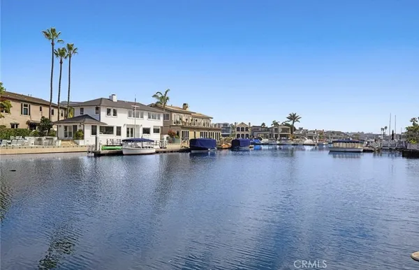 $4,750 | 4208 River, Unit B, Newport Beach, CA 92663
