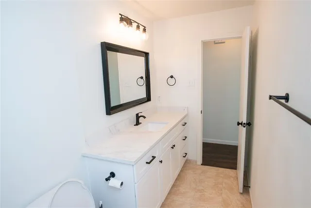 $400,000 | 2214 Roundrock Drive, Carrollton, TX 75007