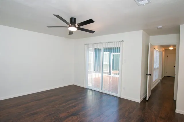 $400,000 | 2214 Roundrock Drive, Carrollton, TX 75007