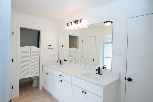 $400,000 | 2214 Roundrock Drive, Carrollton, TX 75007