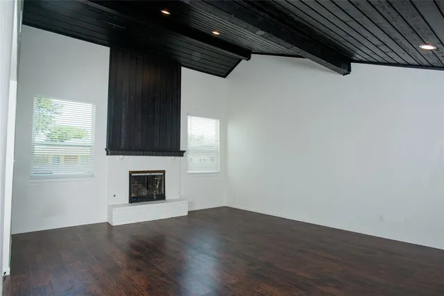 $400,000 | 2214 Roundrock Drive, Carrollton, TX 75007