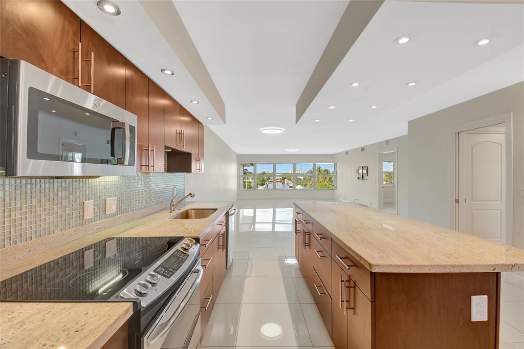 3121 Northeast 51st Street, Unit 404E Fort Lauderdale, FL 33308 - Photo 13 of 59