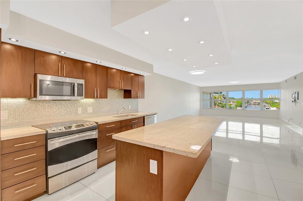 3121 Northeast 51st Street, Unit 404E Fort Lauderdale, FL 33308 - Photo 16 of 59