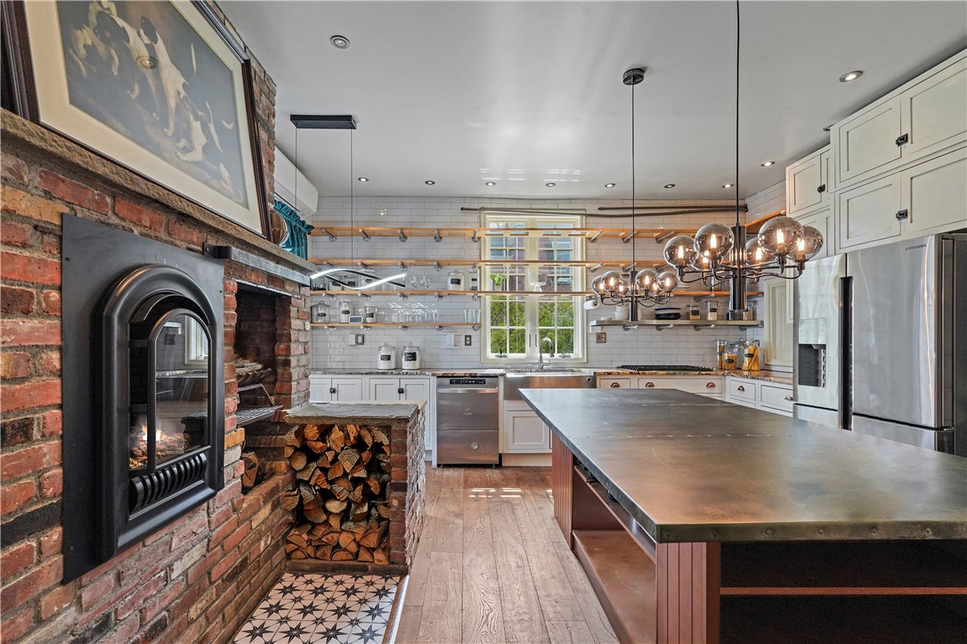 43 Old Beach Road Newport, RI 02840 - Photo 13 of 50