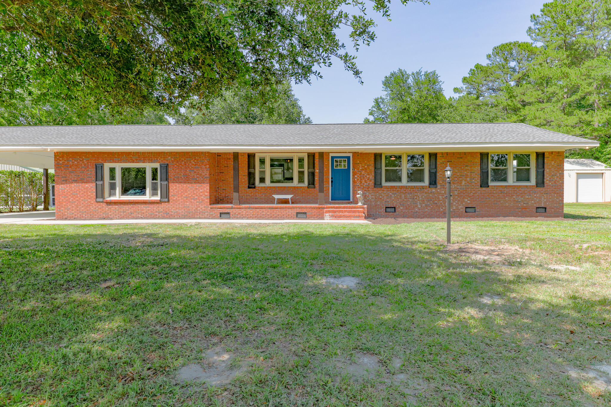 1114 Bethera Road Bonneau, SC 29431 - Photo 40 of 44 IMG_5686-HDR