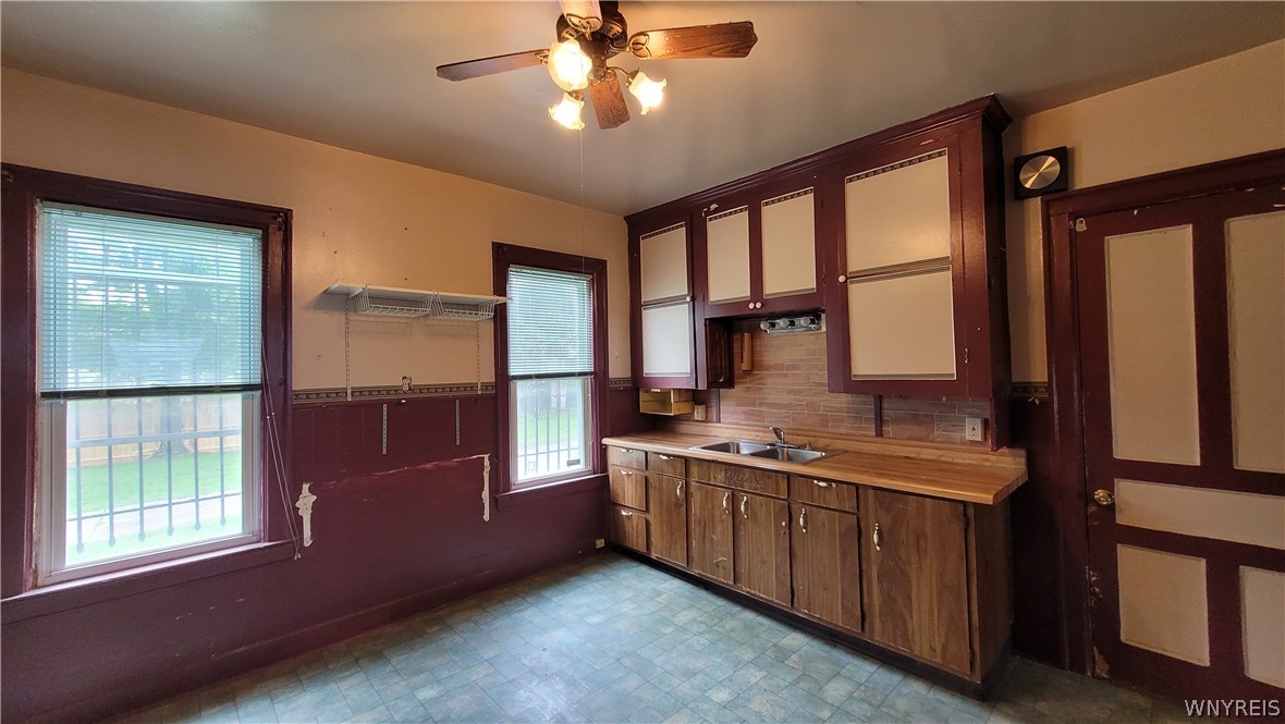 325 Box Avenue Buffalo, NY 14211 - Photo 8 of 18